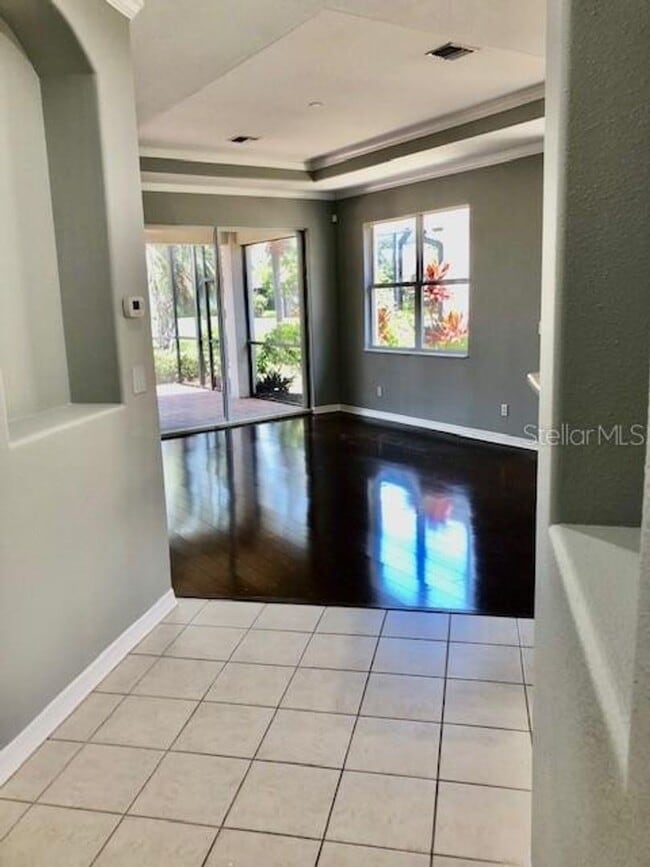 Building Photo - 238 Mestre Pl