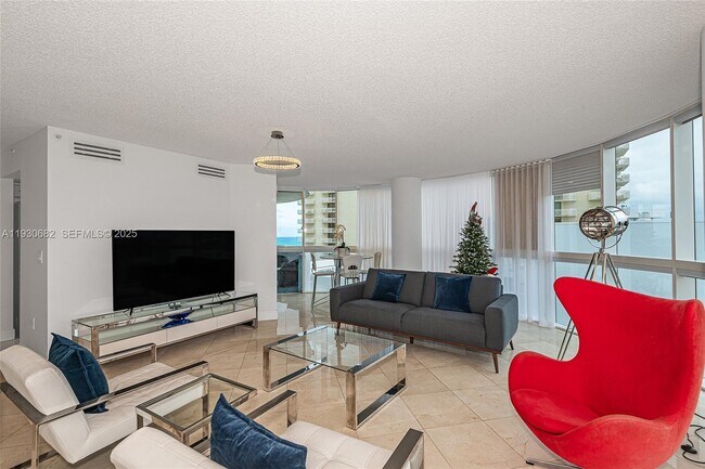 Building Photo - 6301 Collins Ave