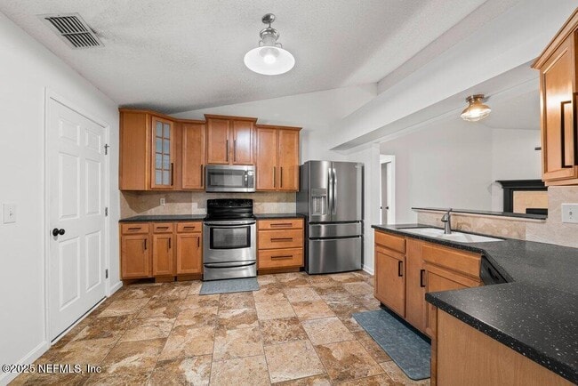 Building Photo - 11434 Wandering Pines Ln