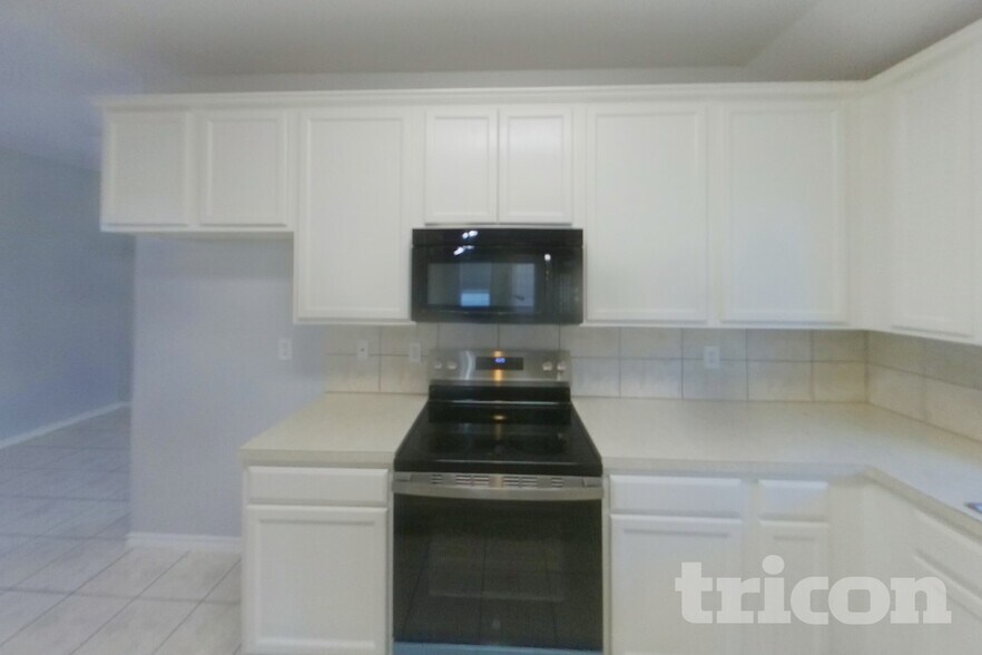 Building Photo - 12809 Carpenter Ln