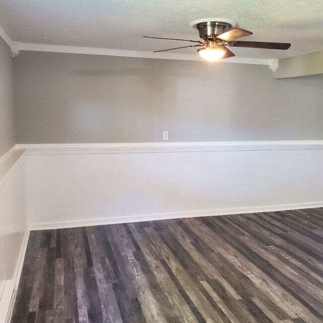 Building Photo - 3BDRM HOUSE FOR RENT