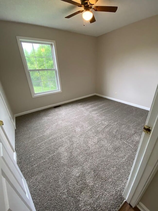 Building Photo - 1/2 off 1st months rent