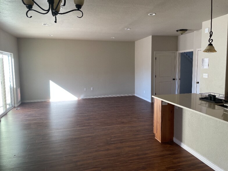 Building Photo - 2785 Exmoor Ln