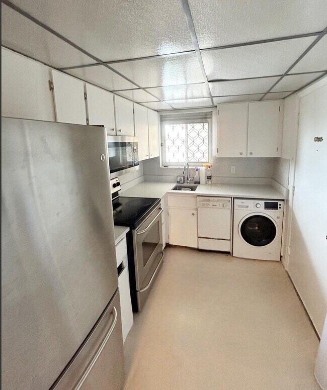 Building Photo - 1410 S Federal Hwy