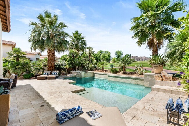 Building Photo - 78760 Cabrillo Way