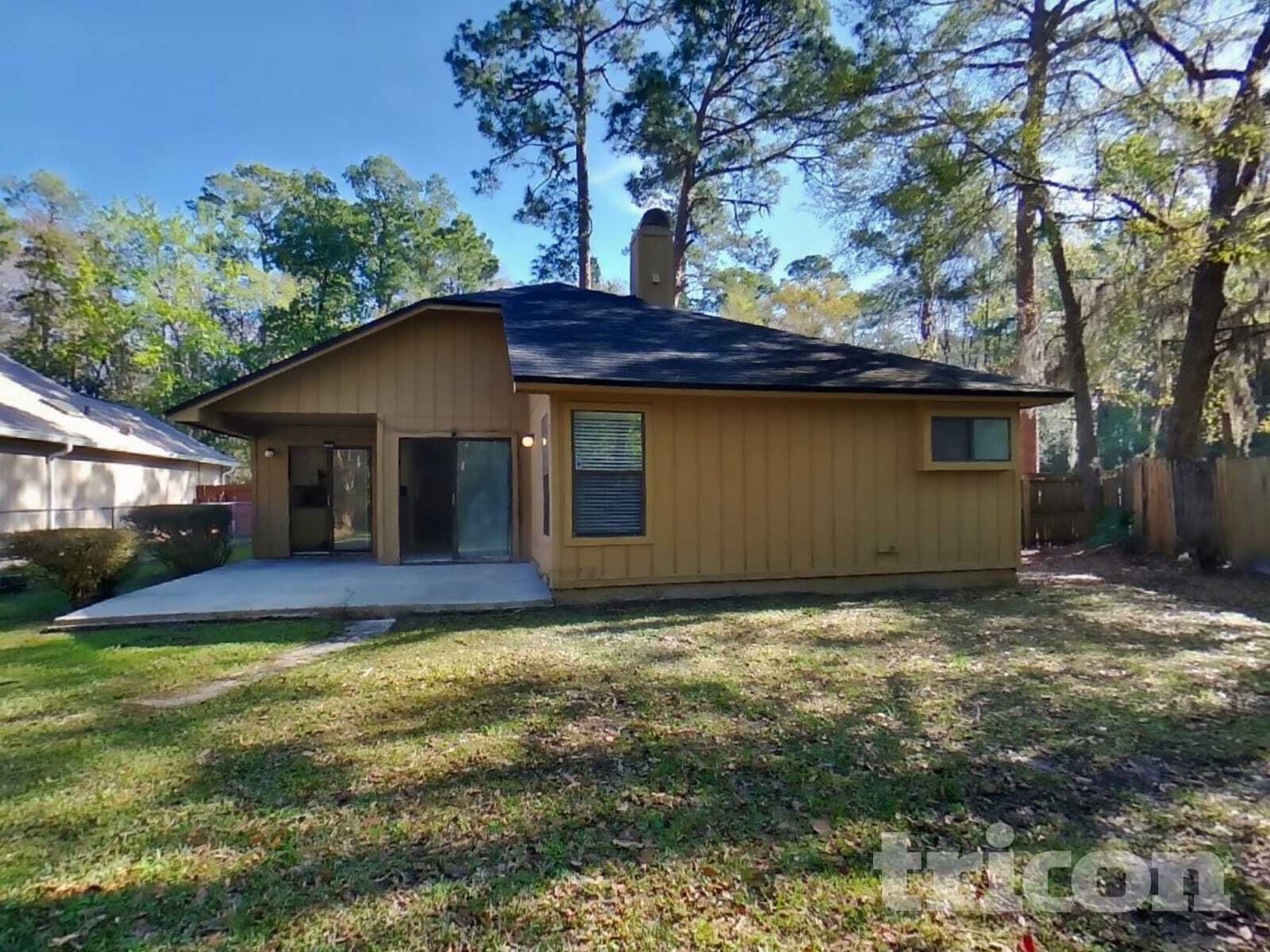 Building Photo - 2346 Blossom Ridge Dr N