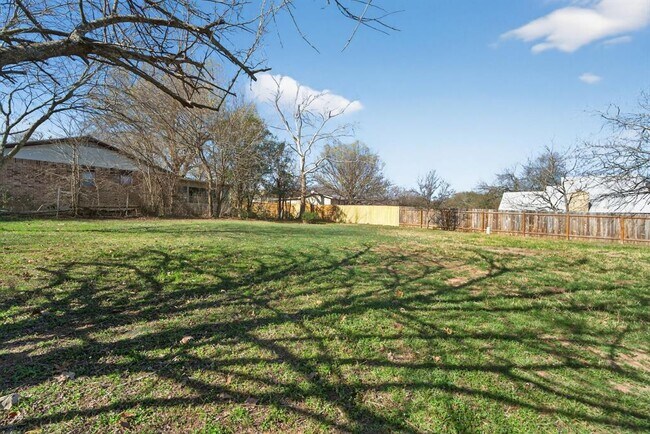 Building Photo - 8400 Seminary Ridge Dr