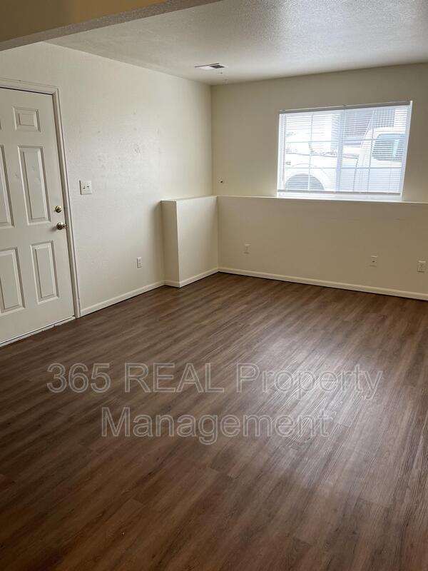 Building Photo - 3625 Centennial Cir