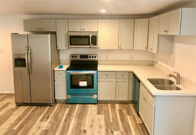 Building Photo - 2680 FM 517 Rd E