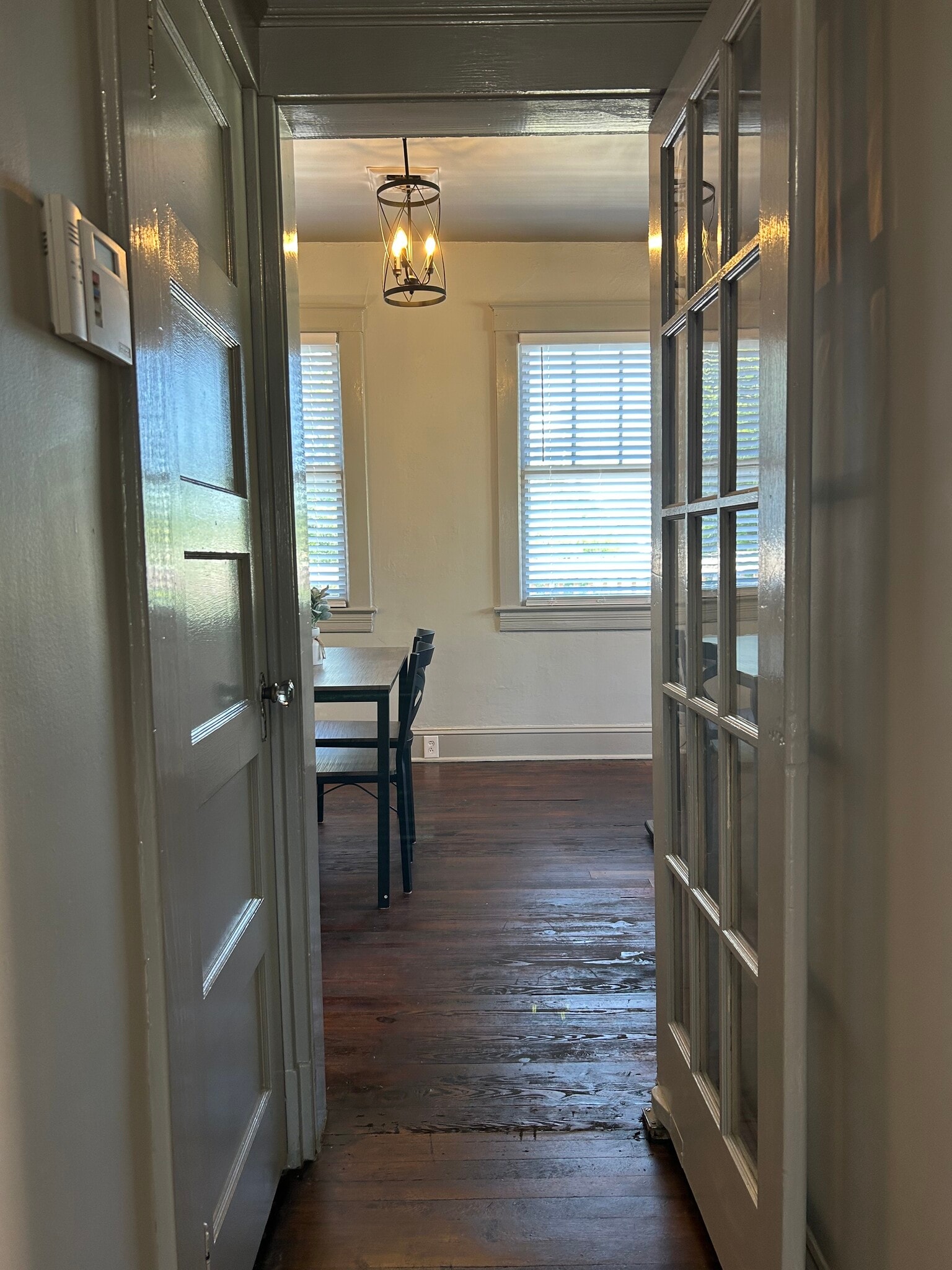 Building Photo - 812 Pollock St