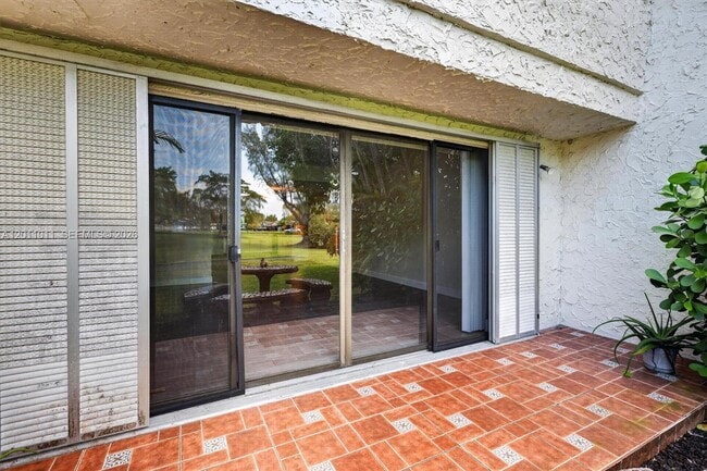 Building Photo - 8855 SW 62nd Terrace
