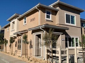 Building Photo - 28385 Oriole Way