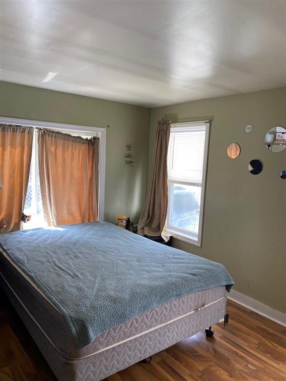 Building Photo - 321 N West Ave