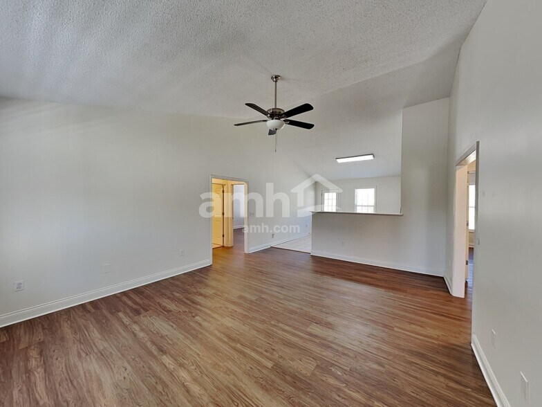 Building Photo - 1234 Piney Church Rd