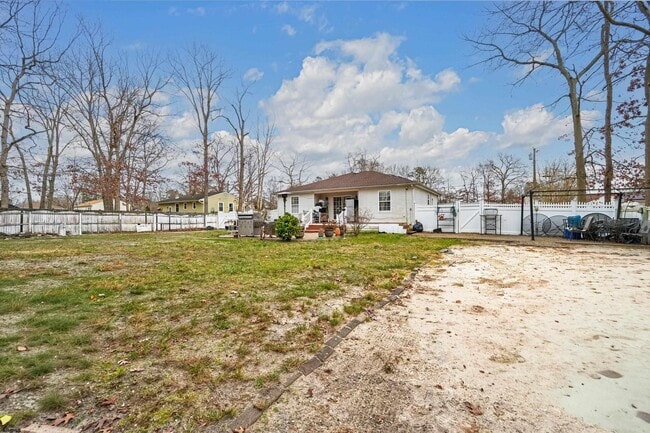 Building Photo - 303 Martin L King Ave