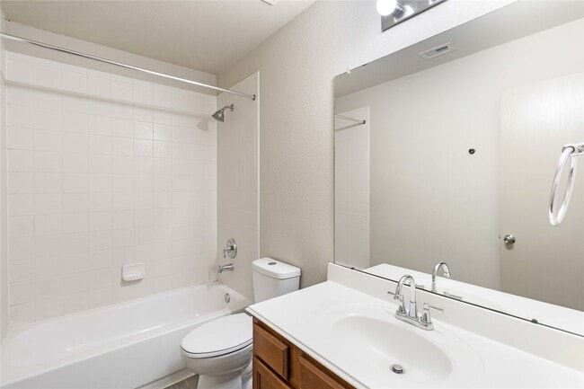 Building Photo - 2518 Montana Blue Dr