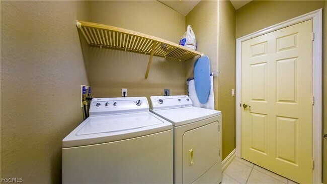 Building Photo - 5626 Cape Harbour Dr