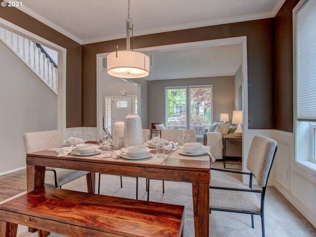 Building Photo - Sought after Remington 4bed 2.5bath with Lots of Yard Space!