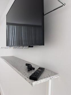 Building Photo - 16740 NE 9th Ave