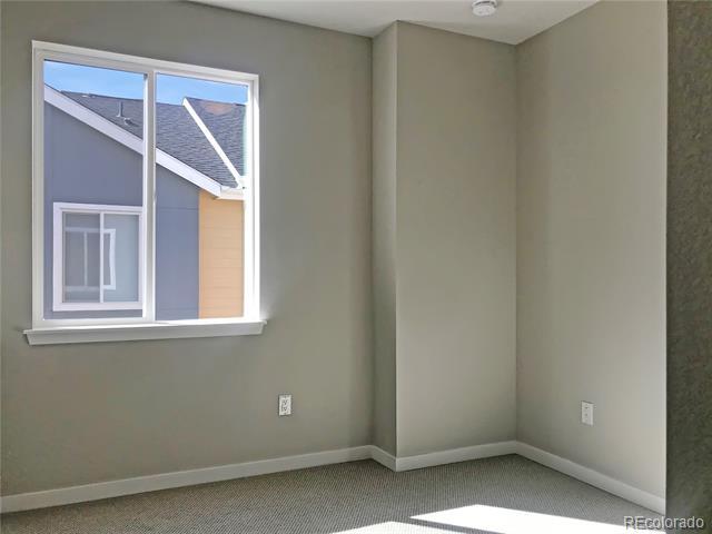 Building Photo - 6767 S Tempe Ct