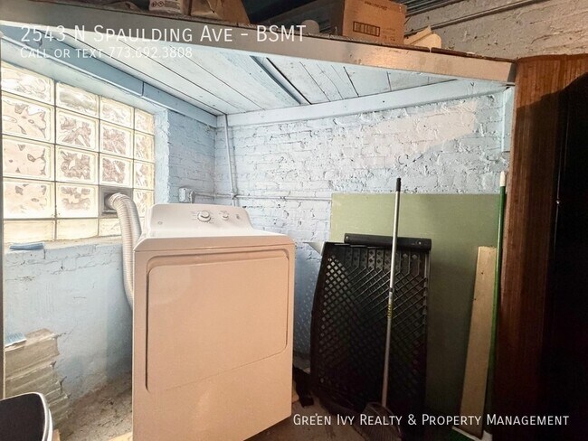 Building Photo - 2543 N Spaulding Ave