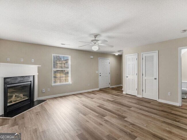 Building Photo - 156 Watercress Ct