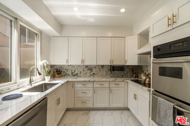 Building Photo - 3500 W Manchester Blvd