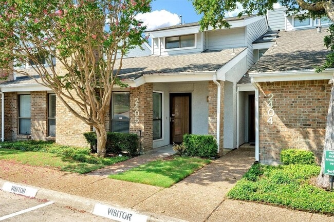 Building Photo - 17490 Meandering Way