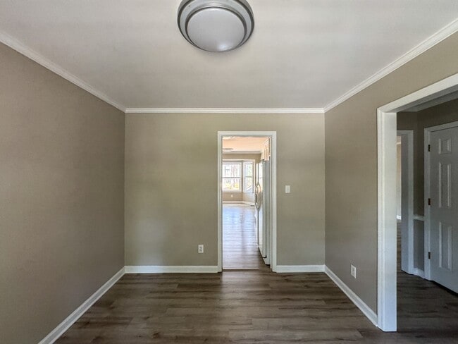 Building Photo - Charming 4 Bed 2 Bath Home in Jack Britt