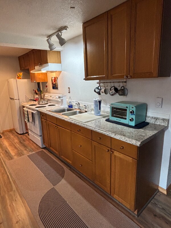 Building Photo - 539 29th Ave S