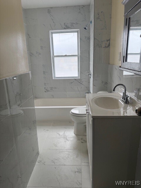 Building Photo - 2255 Genesee St