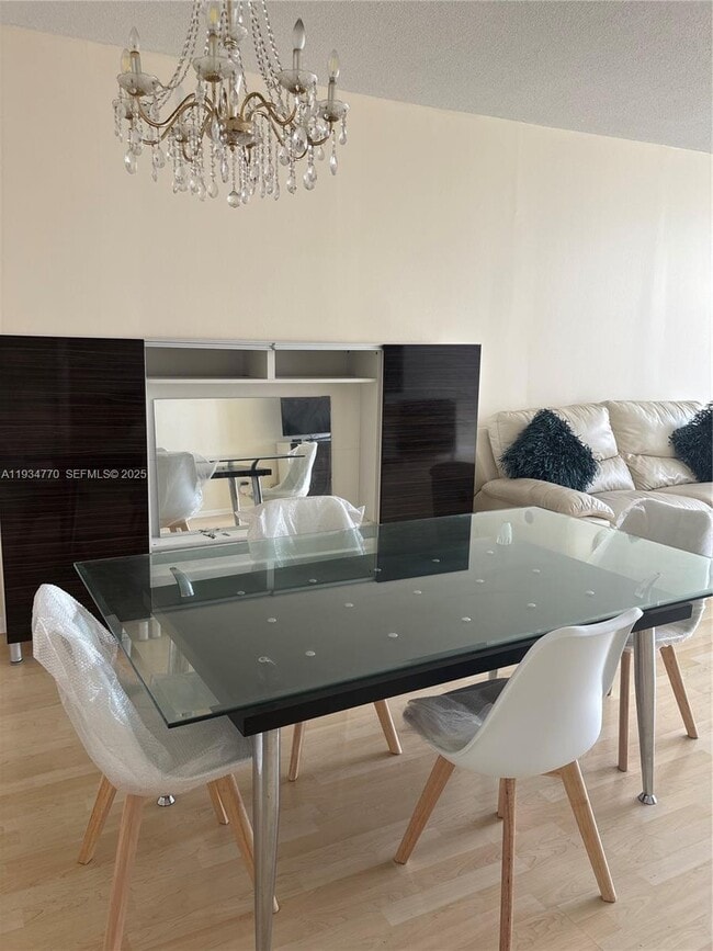 Building Photo - 1825 S Ocean Dr