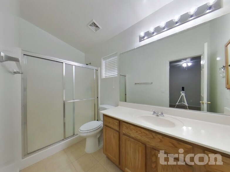 Building Photo - 9066 E Cedar Basin Ln