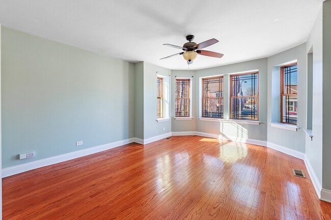 Building Photo - 6147 S Keeler Ave