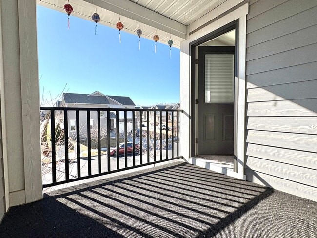 Building Photo - West Jordan 3-Bedroom Home - Clean, Cozy & Convenient