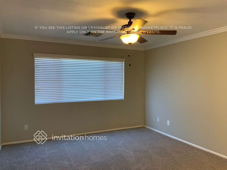 Building Photo - 1400 E Vernoa St