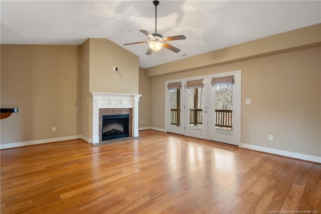 Building Photo - 1611 Bluffside Dr