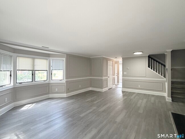 Building Photo - 1414 Whitney Ave