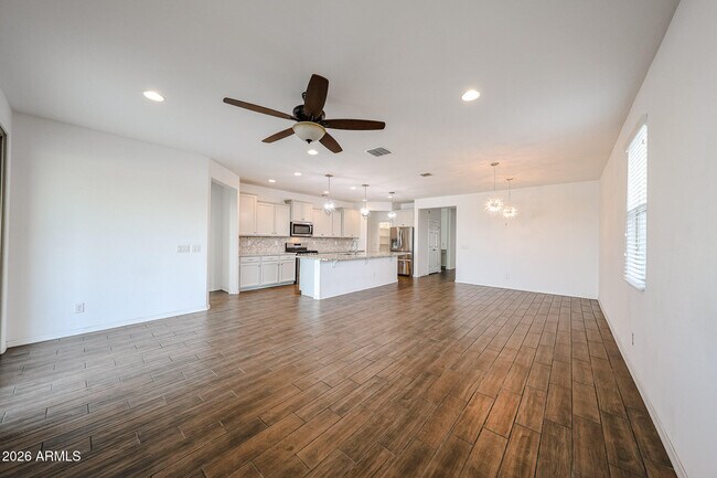 Building Photo - 2306 E Branham Ln