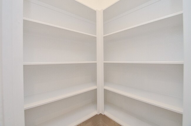 Building Photo - 130 W Coralburst Lp