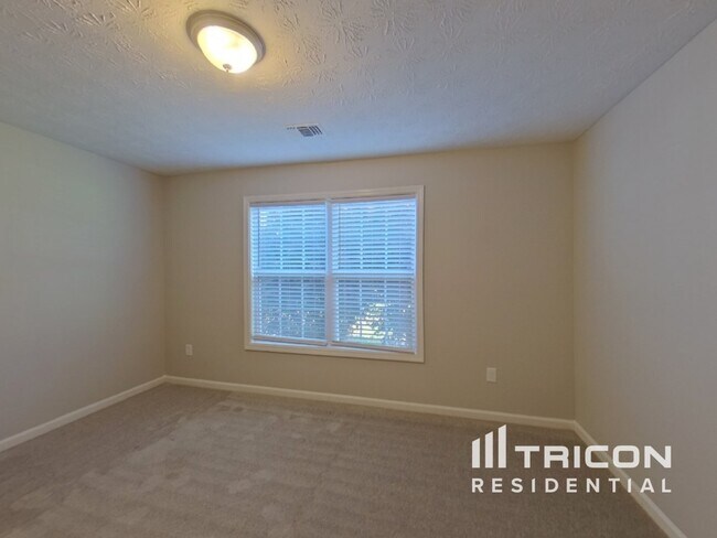 Building Photo - 1206 Oakland Dr