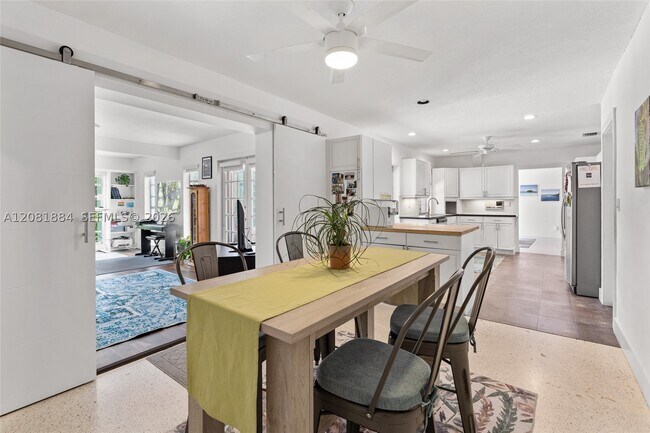 Building Photo - 14645 SW 83rd Pl