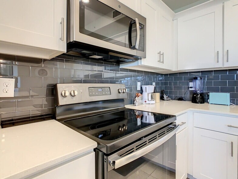 Building Photo - 4731 Clock Tower Dr