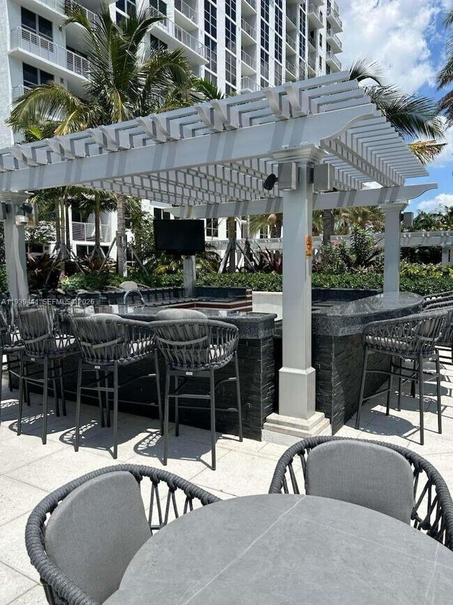 Building Photo - 1776 Polk St