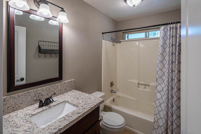 Building Photo - Tahoe Donner- Long Term Rental $2900
