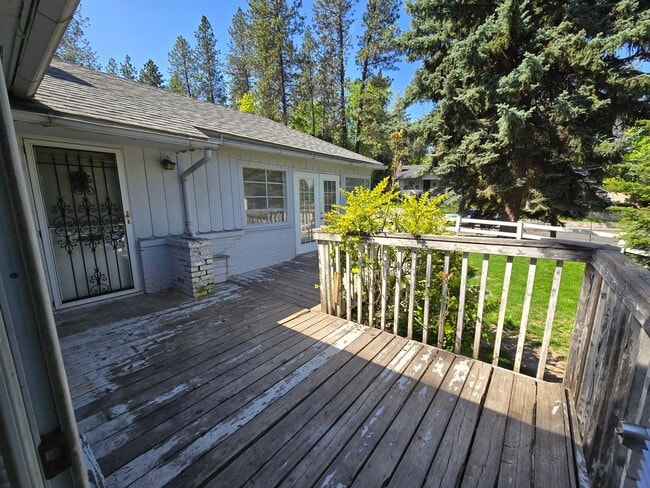 Building Photo - Adorable South Hill Home! Available Now!