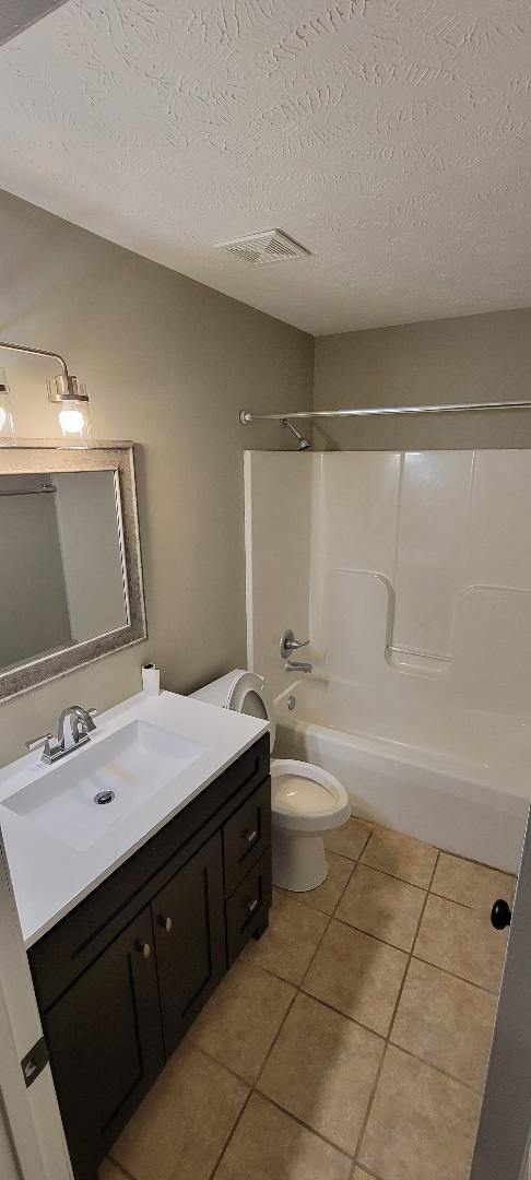 Building Photo - 513 Lumberly Ln