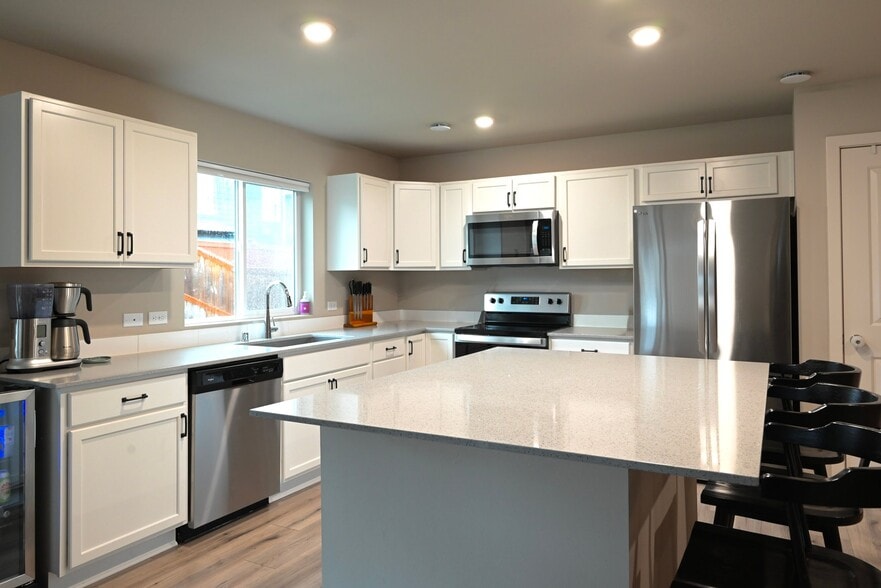 Building Photo - 15117 Prescott Lp SE