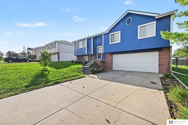 Building Photo - 3213 Chad Ave