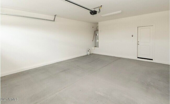 Building Photo - 7255 N 125th Dr